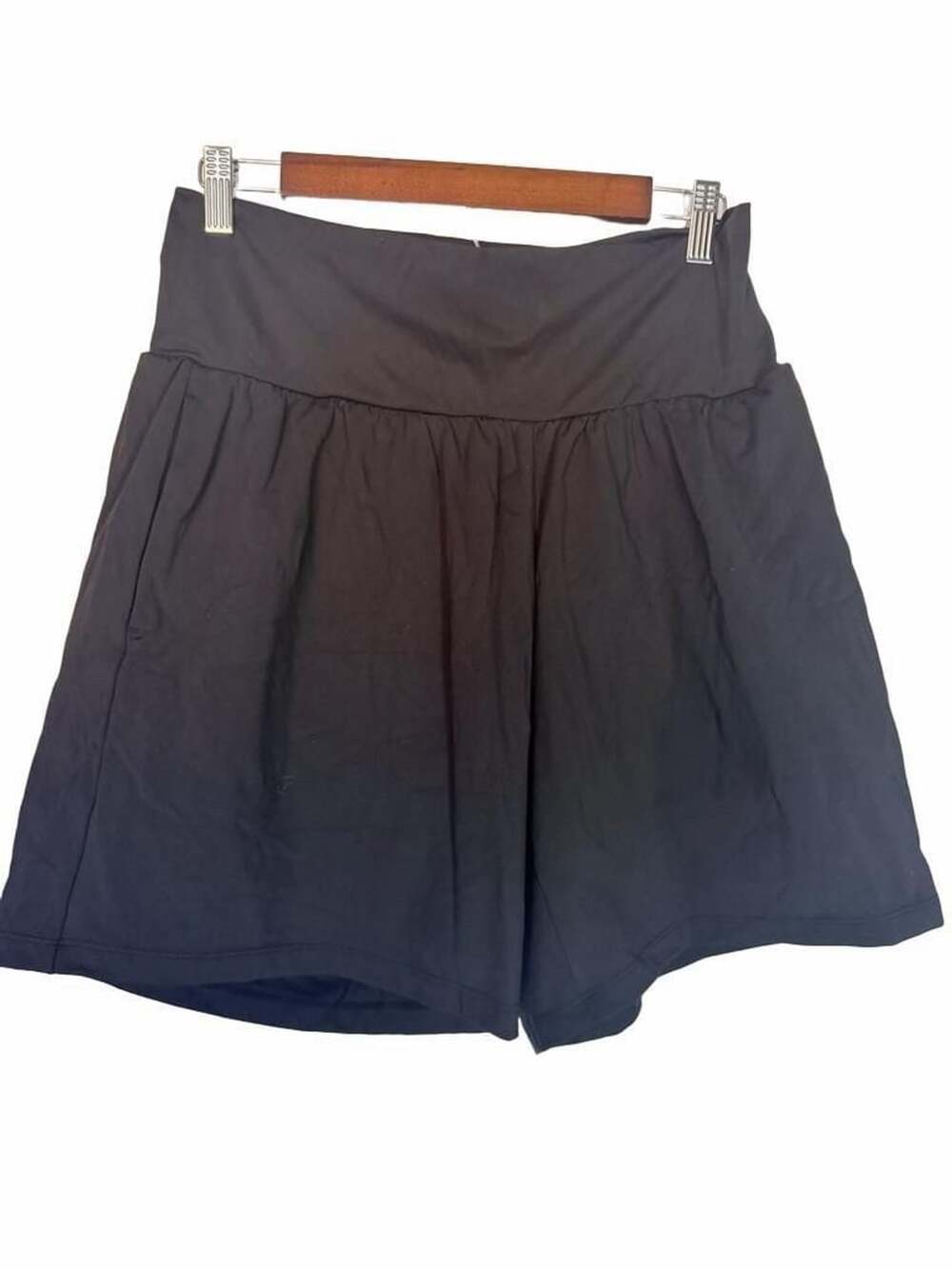 Halara Black High Waisted Flowy Athletic Shorts with Pockets NWT_189